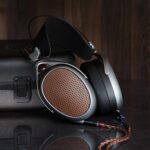 Meze Audio Poet, audífonos on-ear (imagen 4)